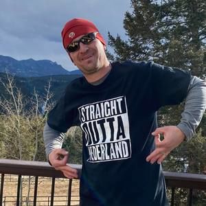 Meet your Posher, Logan